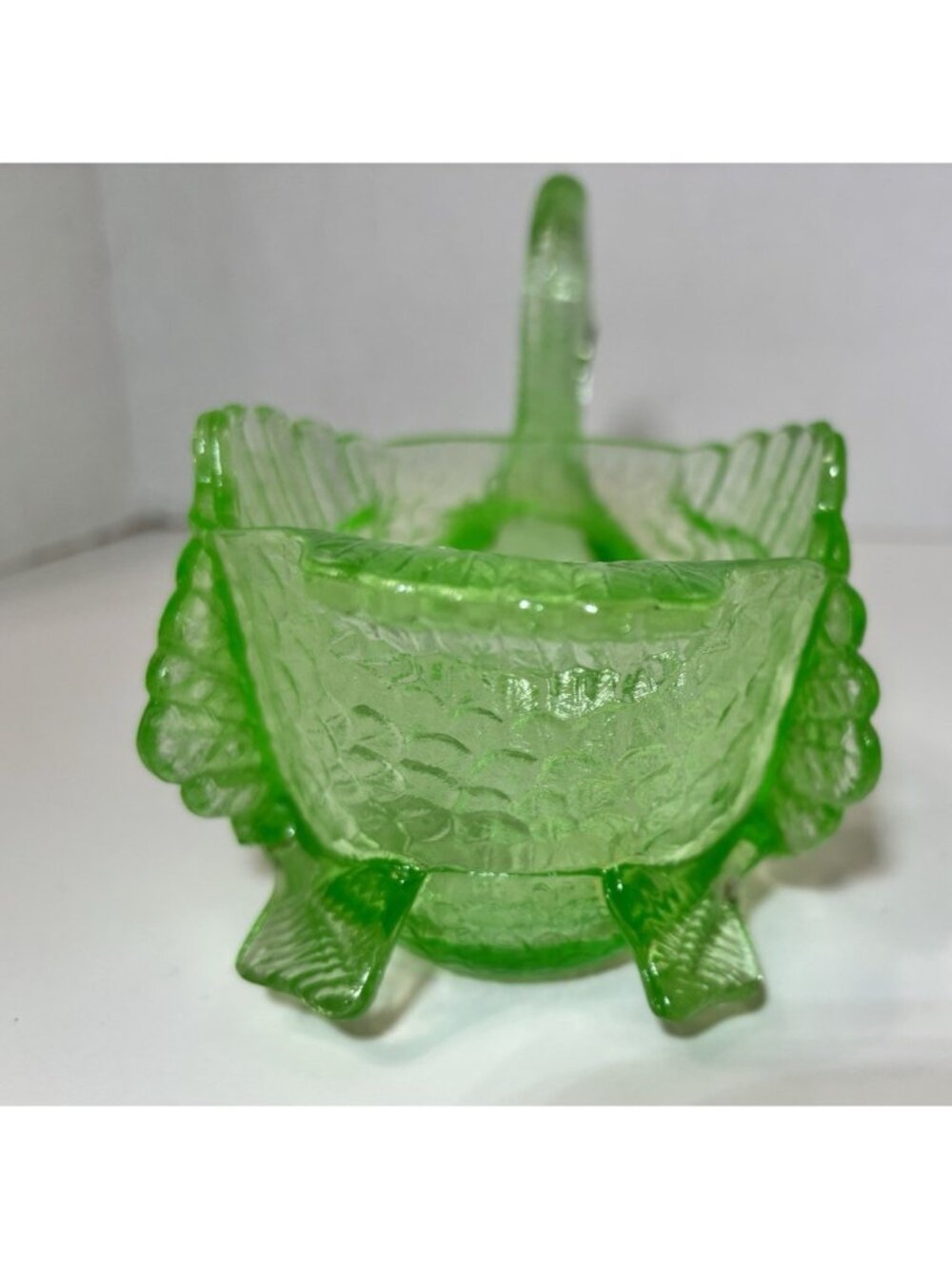 Vtg Cambridge Art Glass Green Vaseline Uranium Swan Bowl Dish 7.25" L 4.75" H - Picture 4 of 6